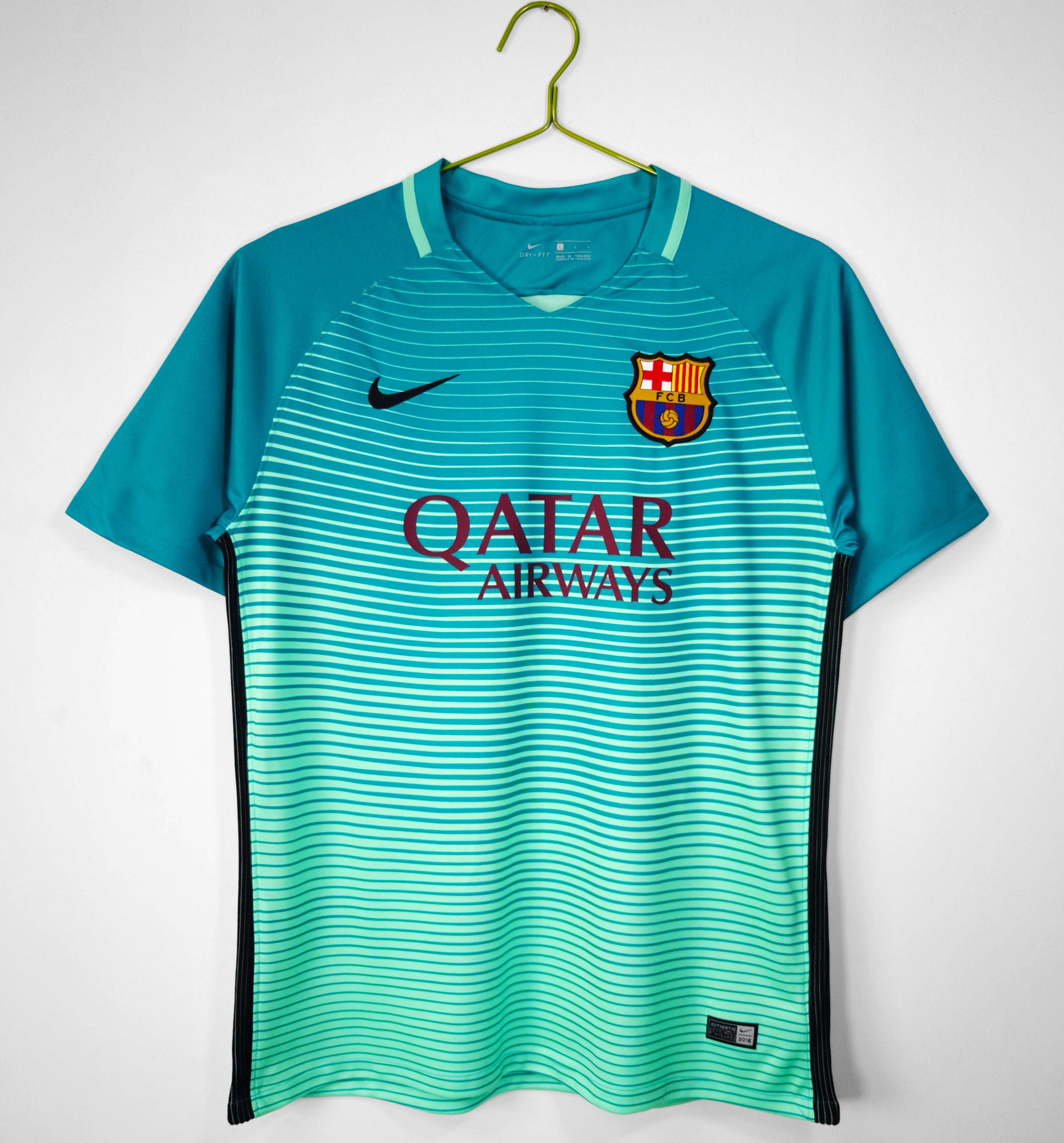 Barca 2016-17 Retro Third