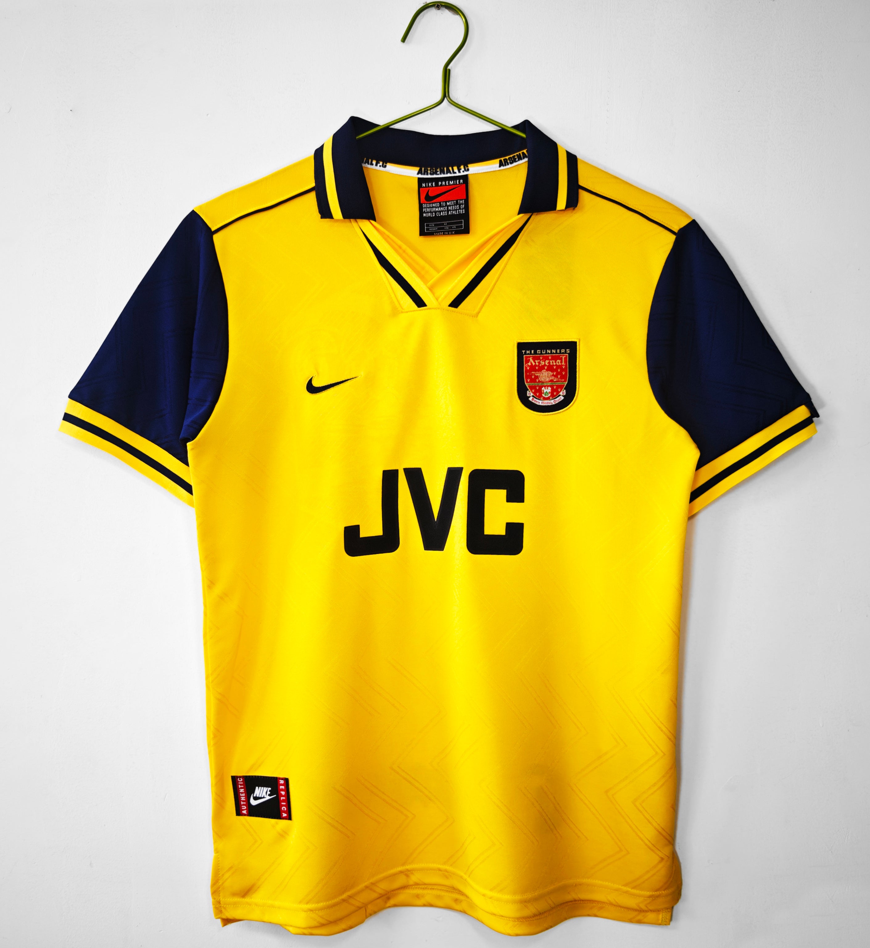 Arsenal 1996-97 Retro Away