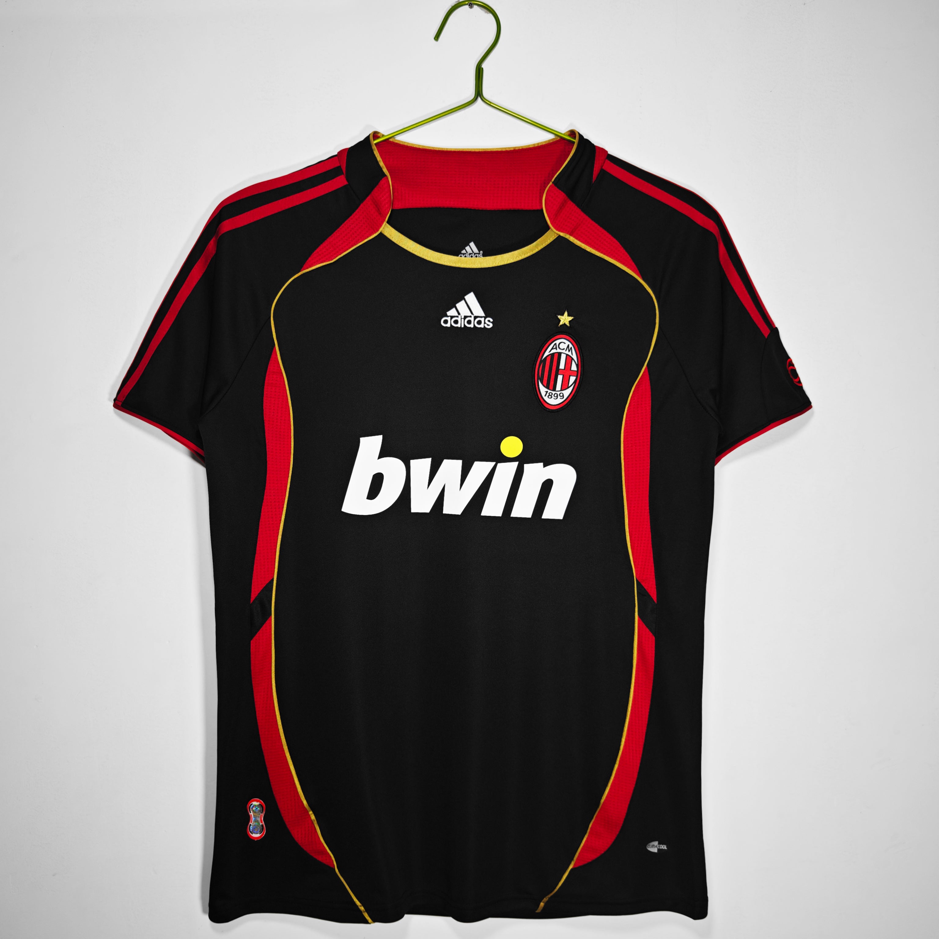 Camiseta retro de visitante del AC Milan 2006