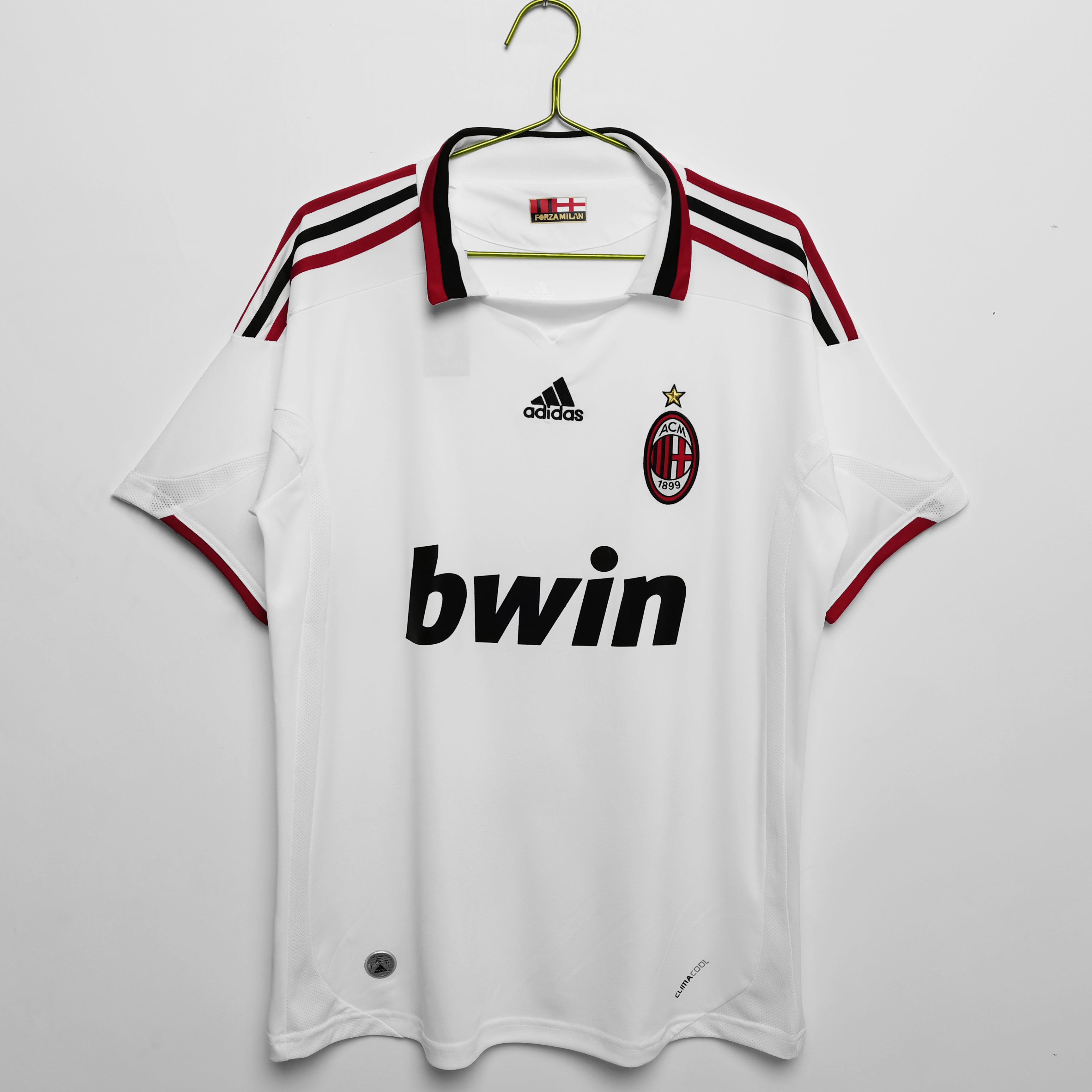 Camiseta retro de visitante del AC Milan 2009